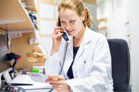 Backoffice Power: Meister*in der Organisation &amp; Effizienz.